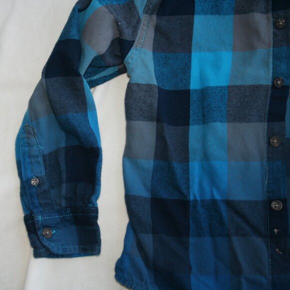 TEAL CHECKER FLANNEL SHIRT BOYS 6 7 KIDS BUTTON DOWN TOP BLUE OMBRE EUC - Picture 3 of 16